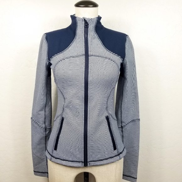 Lululemon Gingham Full-ZIp Forme Jacket - Picture 2 of 6